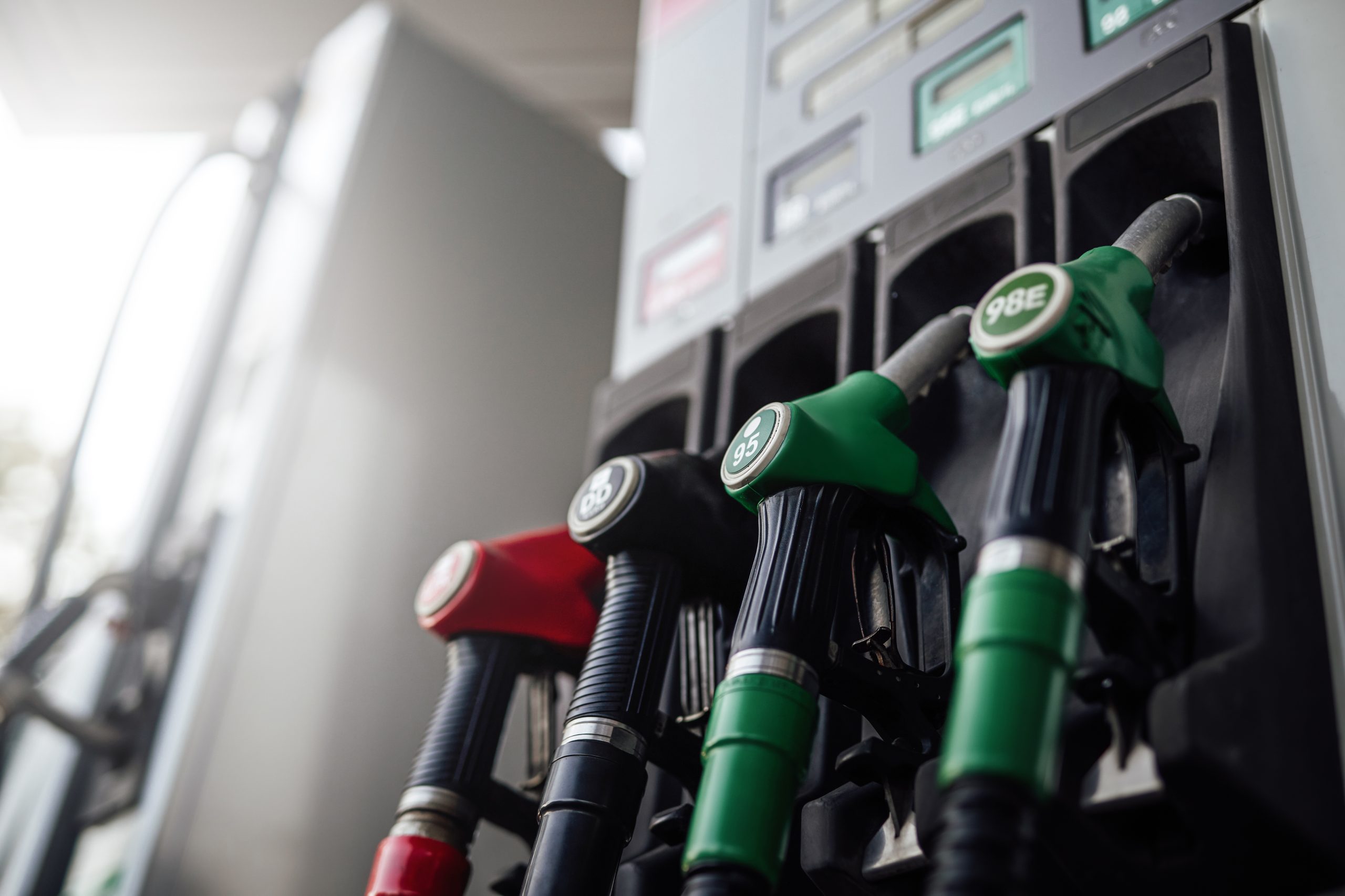 Benzin Fiyatları Artıyor: İstanbul, Ankara ve İzmir’de Depo Maliyetleri Ne Olacak?