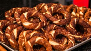 İzmir Simidine Zam Onayı: Gevrek Fiyatları 3 Eylül’den İtibaren 20 TL