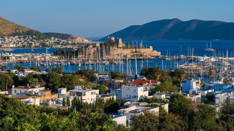 Muğla’da Turizm Denetimleri Sıkılaştı: 44 Otel ve Tesis Kapatıldı