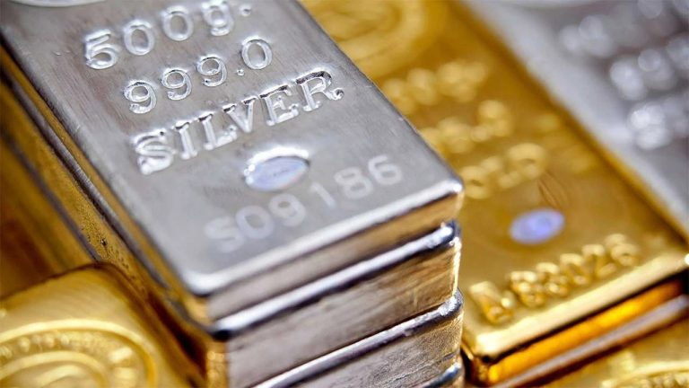Altın ve Gümüş Rekor Kırdı: Fed Faiz İndirimi Beklentisi Etkili Oldu