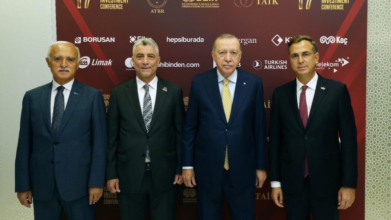 Türkiye ve ABD Ticaret Hedefi: 100 Milyar Dolarlık Hacim Oluşturulacak