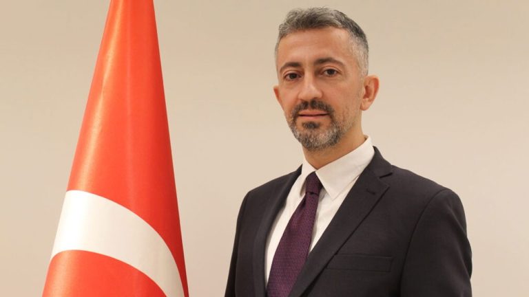 KARDEMİR’de Yönetim Değişikliği: Ali Oflaz Yeni Başkan, Sarıgül Bağımsız Üye