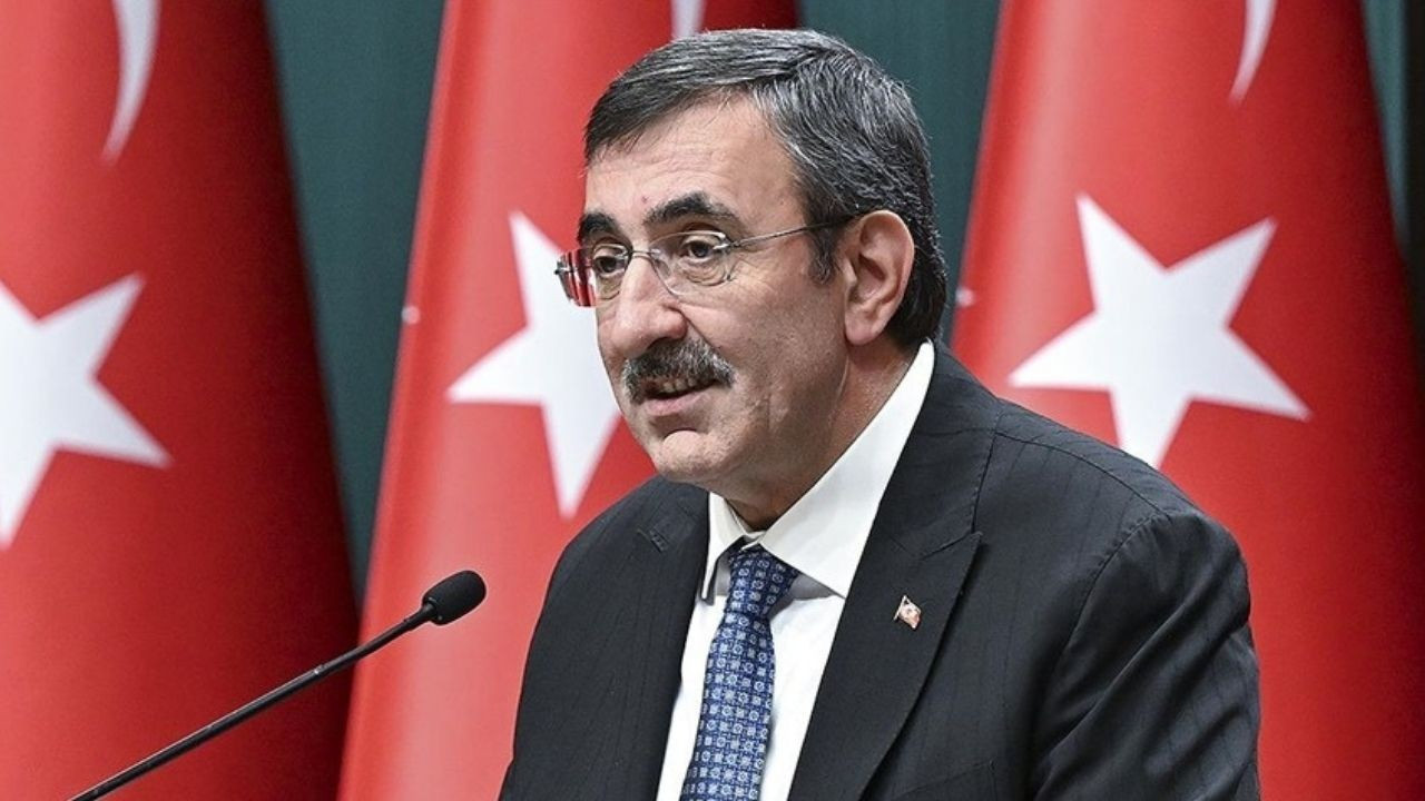 Cumhurbaşkanı Yardımcısı Yılmaz’dan OVP Açıklaması: Enflasyonda Düşüş ve Büyüme Hedefleri