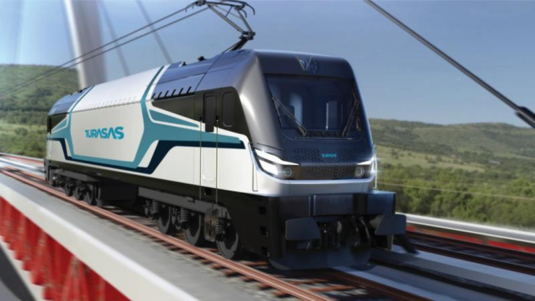 Türkiye’den Yerli ve Milli Hamle: 6 Aklı Elektrikli Lokomotif Üretimi Başlıyor