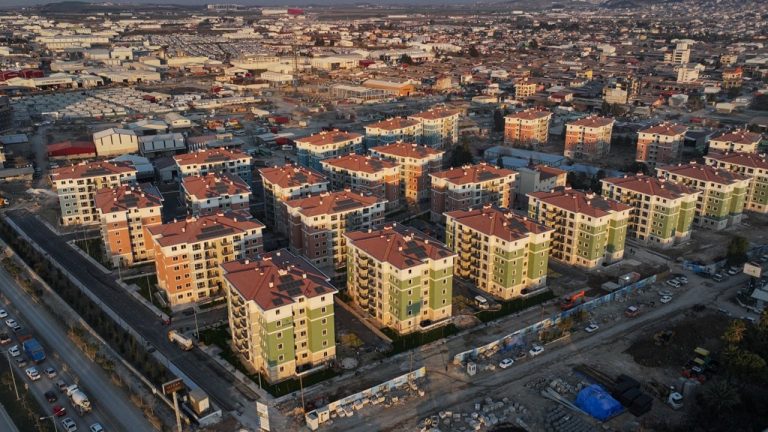 81 İlde Sosyal Konut Seferberliği: TOKİ ve Bakanlık Harekete Geçti!