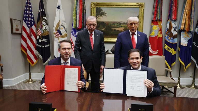 Türkiye ve ABD Nükleer Enerji İşbirliğini Derinleştiriyor: Tarihi Anlaşma İmzalandı