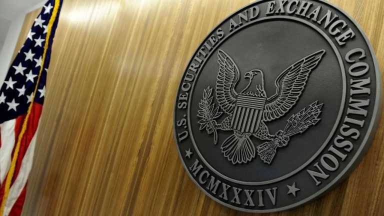 SEC’den Şirketlere Raporlama Kolaylığı: Trump’ın 6 Aylık Rapor Talebi Gündemde