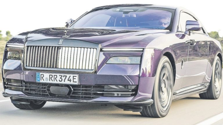 Rolls-Royce Türkiye: Lüks Otomobilde Rakip Yok, Hedefte Yat ve Mücevher Var