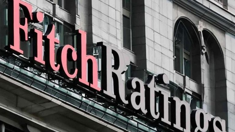 Fitch’ten Küresel Büyüme Tahminlerinde Yukarı Yönlü Revizyon: Yeni Beklentiler Neler?