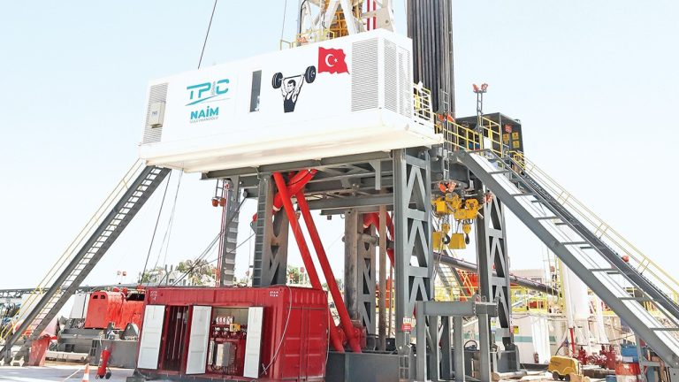 Türkiye Petrol ve Doğal Gaz Aramalarını 55 Sondaj Kulesiyle Hızlandırdı