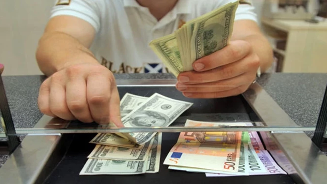 Döviz Kurları 5 Eylül 2025: Dolar, Euro ve Sterlin’de Son Durum Ne?