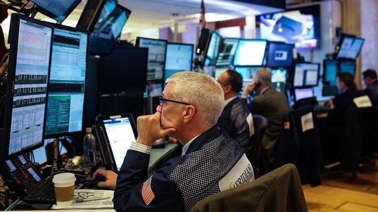 New York Borsası İş Gücü Verisiyle Karıştı: Dow Jones Geriledi, Nasdaq Yükseldi