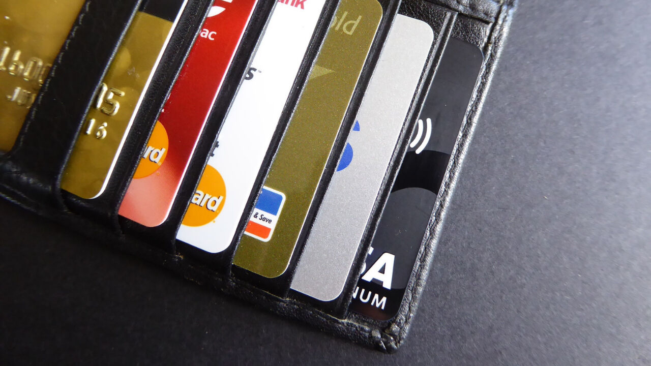 KKM’de Hızlı Düşüş Devam Ediyor: Mevduatlar Artarken Takipteki Alacaklar Yükseliyor