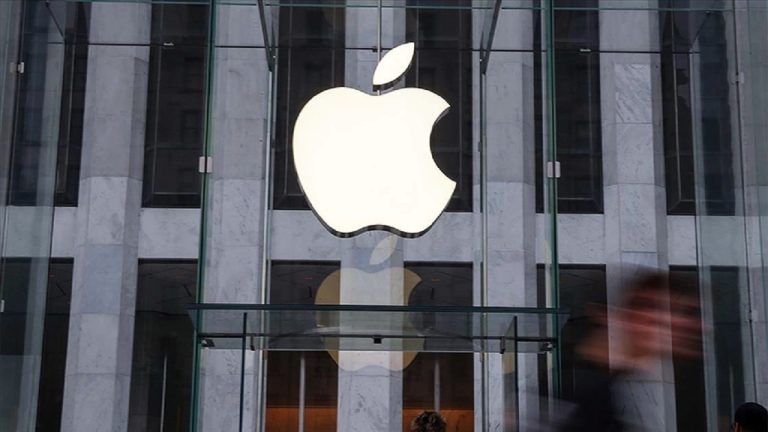 Apple Yönetim Kurulu Başkanı Levinson’dan 20 Milyon Dolarlık Hisse Satışı