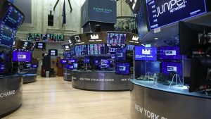 New York Borsası Trump Tarifeleri Gölgesinde Düşüşle Açıldı (2 Eylül 2025)