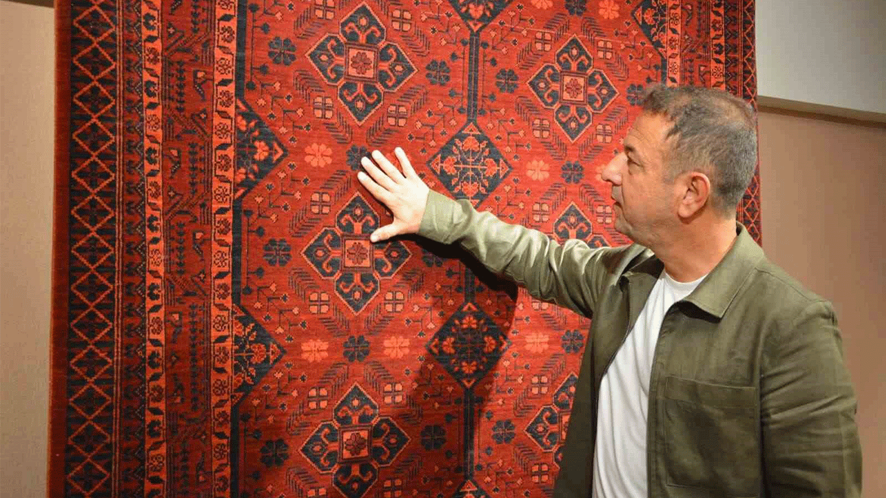 Demirci Halıları Çin ve ABD Pazarına Açılarak Geleneksel Motiflerle Fark Yaratıyor