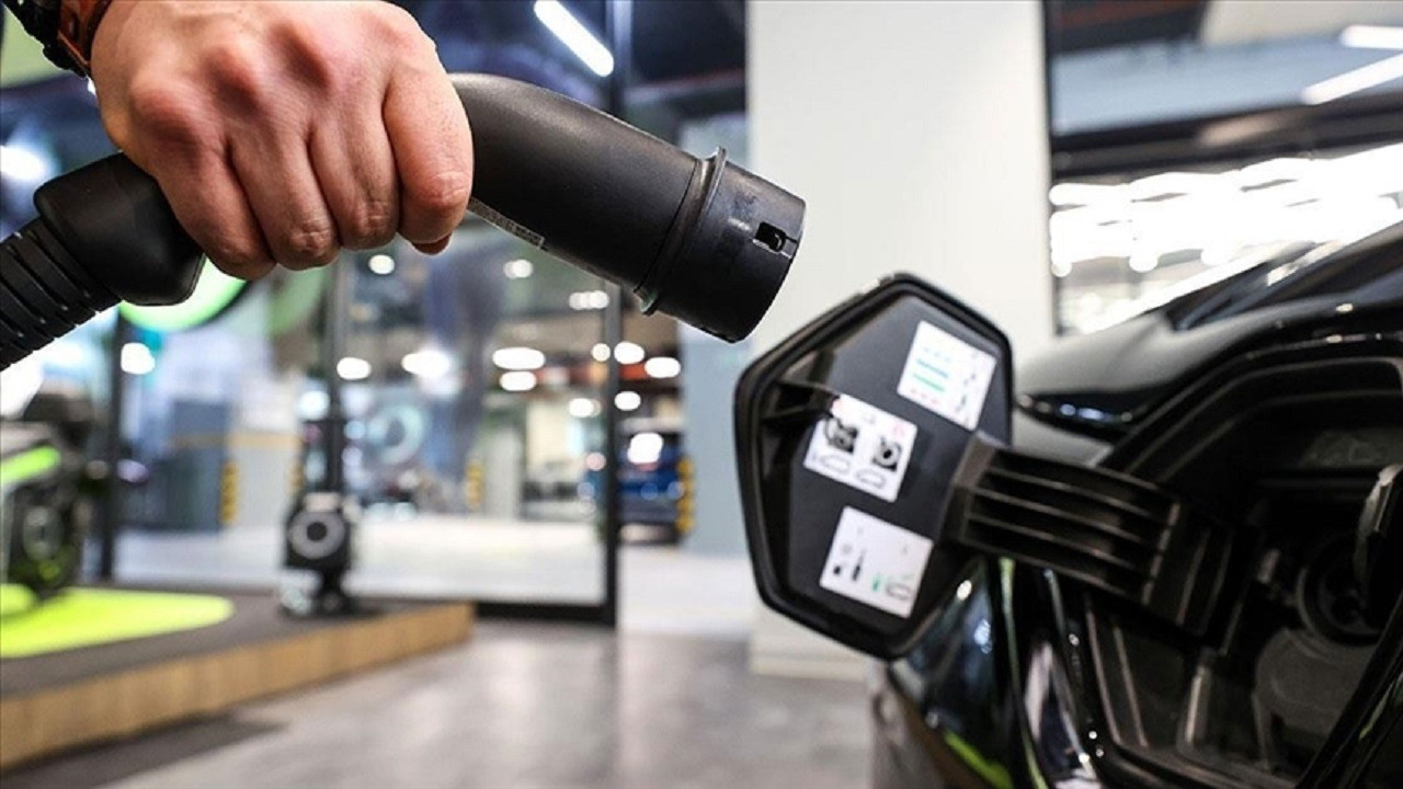 Operasyonel Kiralamada Elektrikli Araçlar Yükseliyor: Pazar %6,5 Daraldı