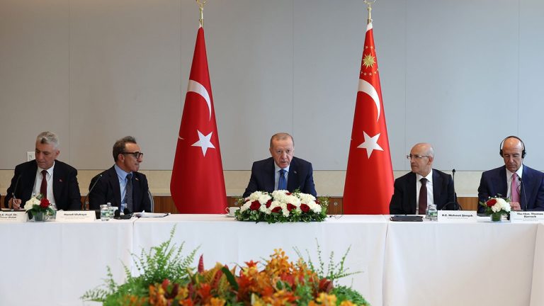 Erdoğan New York’ta ABD’li CEO’larla Bir Araya Geldi: İşbirliği Mesajı
