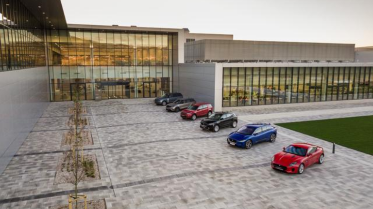 Jaguar Land Rover Siber Saldırı Kurbanı: Üretim Durdu, Milyarlarca Sterlin Kayıp!