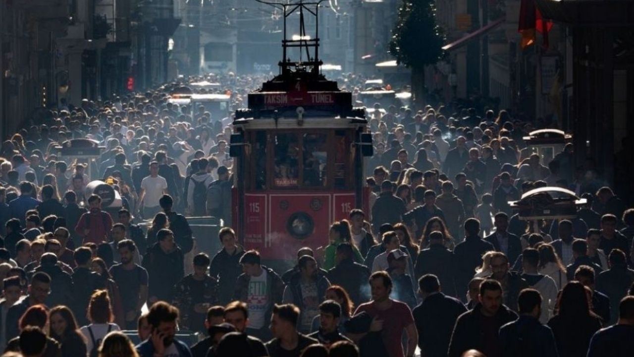 Açlık Sınırı Asgari Ücreti Aştı: Yoksulluk Sınırı 90 Bin TL’yi Geçti!