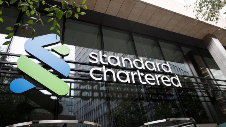 Standard Chartered’dan Fed Faiz Tahmini Revizyonu: Eylül’de 50 Baz Puan İndirim Beklentisi