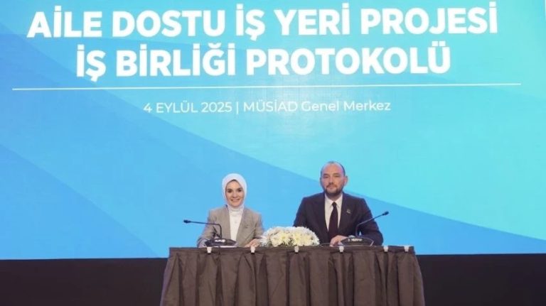 MÜSİAD’dan Evlenen ve Çocuk Sahibi Olanlara Asgari Ücret Desteği