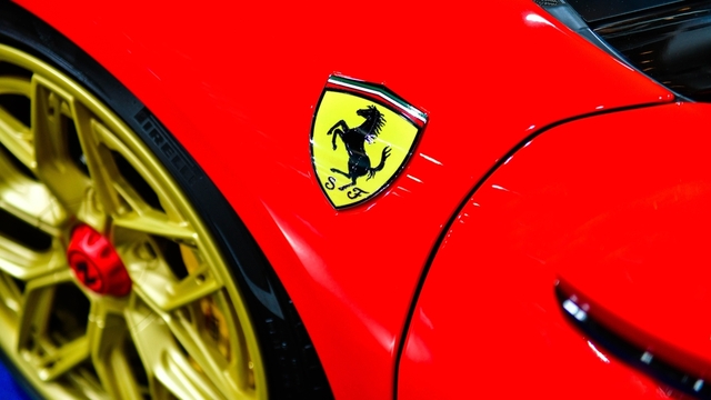Hazine’den Lüks Araç Operasyonu: Vergisiz Ferrari’ler Radarda!