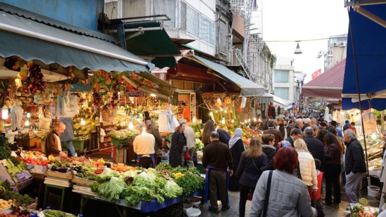 İstanbul’da Halkın Yarısı Geçinmekte Zorlanıyor: Borç Yükü Artıyor