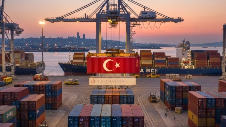 TL Dış Ticarette Rekor Kırdı: Hacim 1 Trilyon Lirayı Aştı!