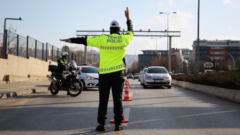Trafik Cezalarına Rekor Zam: Hız İhlallerine Büyük Darbe Geliyor!