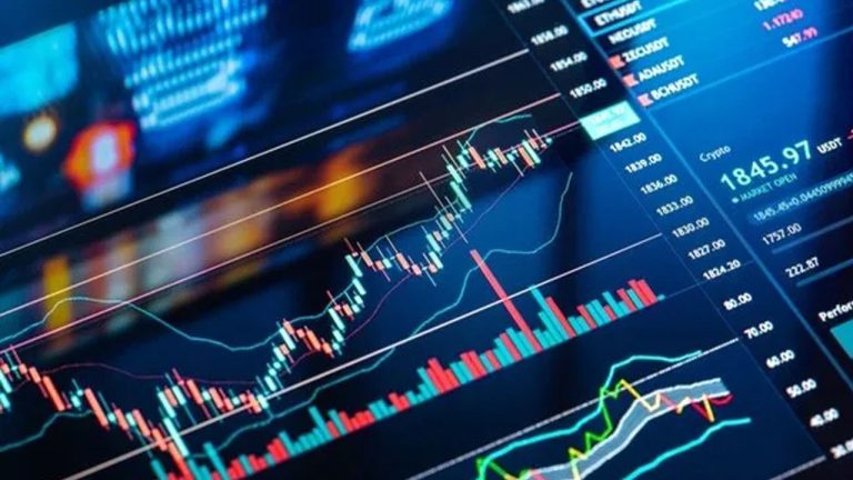 Borsa İyimserliği 2026’ya Ertelendi: Enflasyon ve Sıkı Para Politikası Etkisi