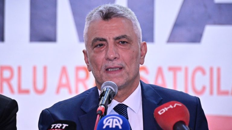Bakan Bolat: Otomobil Piyasası Düzenlemelerle İstikrar Kazandı