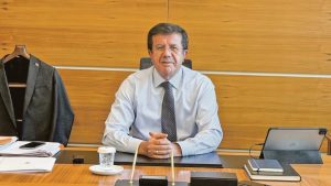 Nihat Zeybekci: Reel Sektör Rahatlama Bekliyor, Enflasyon Tedbirleri Yeniden Gözden Geçirilmeli