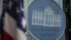 ABD’de Trump Yönetimi Personel Azaltımına Başladı: Hükümet Kapanması Etkisi