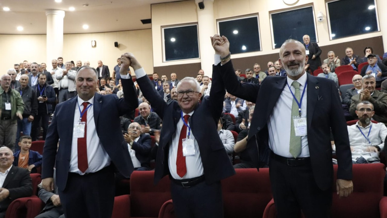 Türkiye Arı Yetiştiricileri Birliği’nde Başkan Değişti: Ali Demir Dönemi Başladı