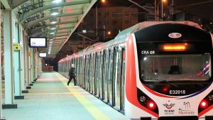 İzmir’de 29 Ekim Coşkusu: Toplu Taşımada Yüzde 50 İndirim, İZBAN Ücretsiz!