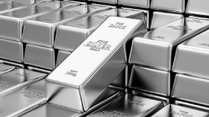 Gümüş Rallisi Rekor Kırdı: Uzmanlardan Altına Dönüş Uyarısı Geldi