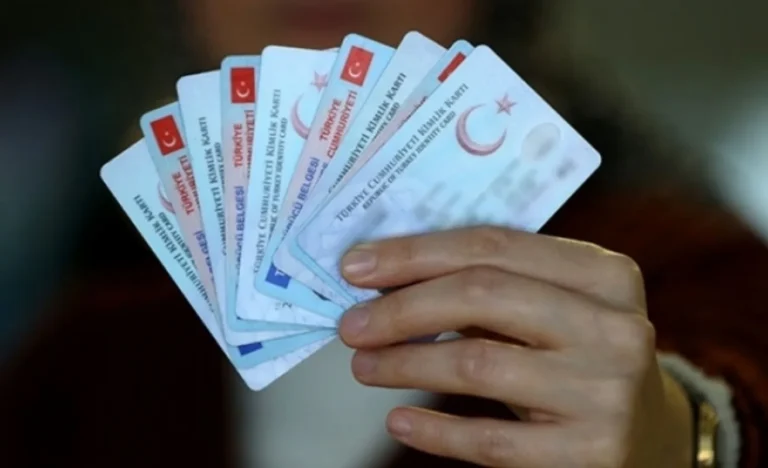 Ehliyet Yenileme Son Tarih Yaklaşıyor: Ekim 2025 Sonrası Büyük Zam!