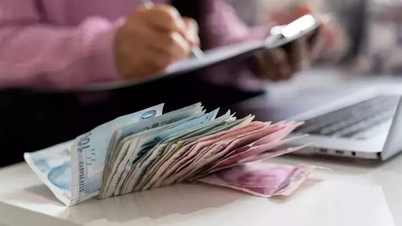 Türkiye’de Enflasyon Neden Düşmüyor? Uzmanlar ve Hükümet Ne Diyor?