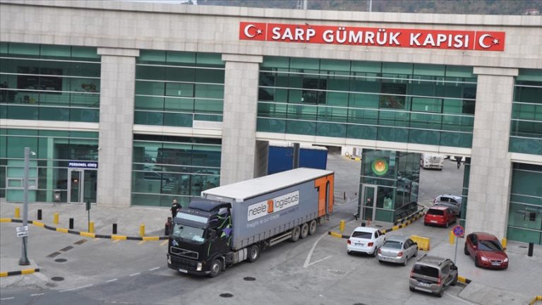 Sarp Sınır Kapısı’nda Rekor Trafik: 9 Ayda 4 Milyon Yolcu Geçti