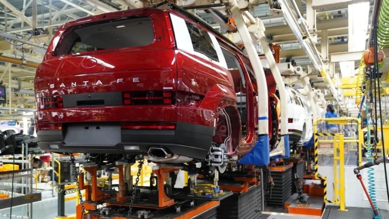 Hyundai ABD’de 135 Bin Santa Fe’yi Yangın Riski Nedeniyle Geri Çağırıyor