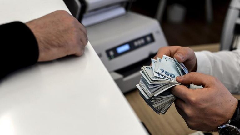 KOBİ Kredilerinde Takipteki Alacaklar Yükselişte: Mikro İşletmeler Zorlanıyor