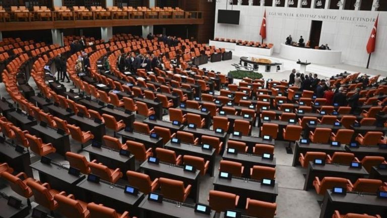 TBMM 2026 Bütçesi Onaylandı: 27.2 Milyar TL’lik Dev Bütçe Mecliste