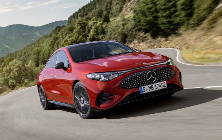 Elektrikli Mercedes CLA 350 Türkiye’de! Menzil ve Fiyatıyla Dikkat Çekiyor