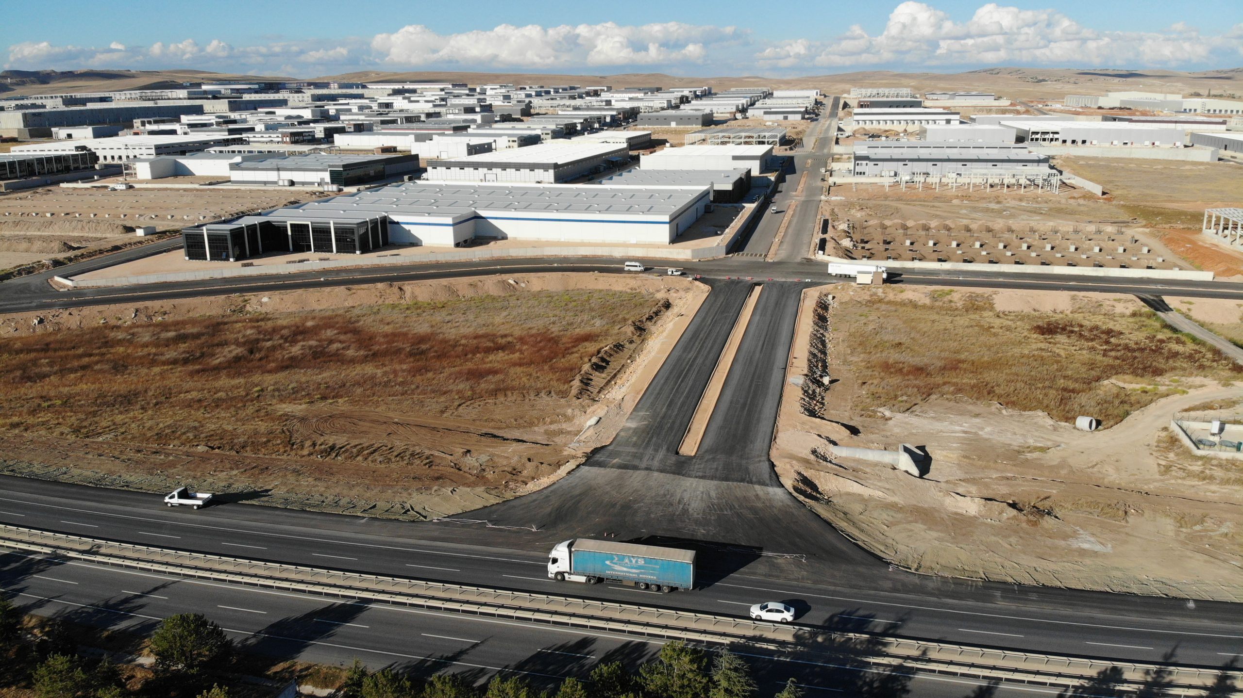 EOSB Ankara Yolu Bağlantısı Tamamlandı: Köprülü Kavşak Talebi Yükseldi