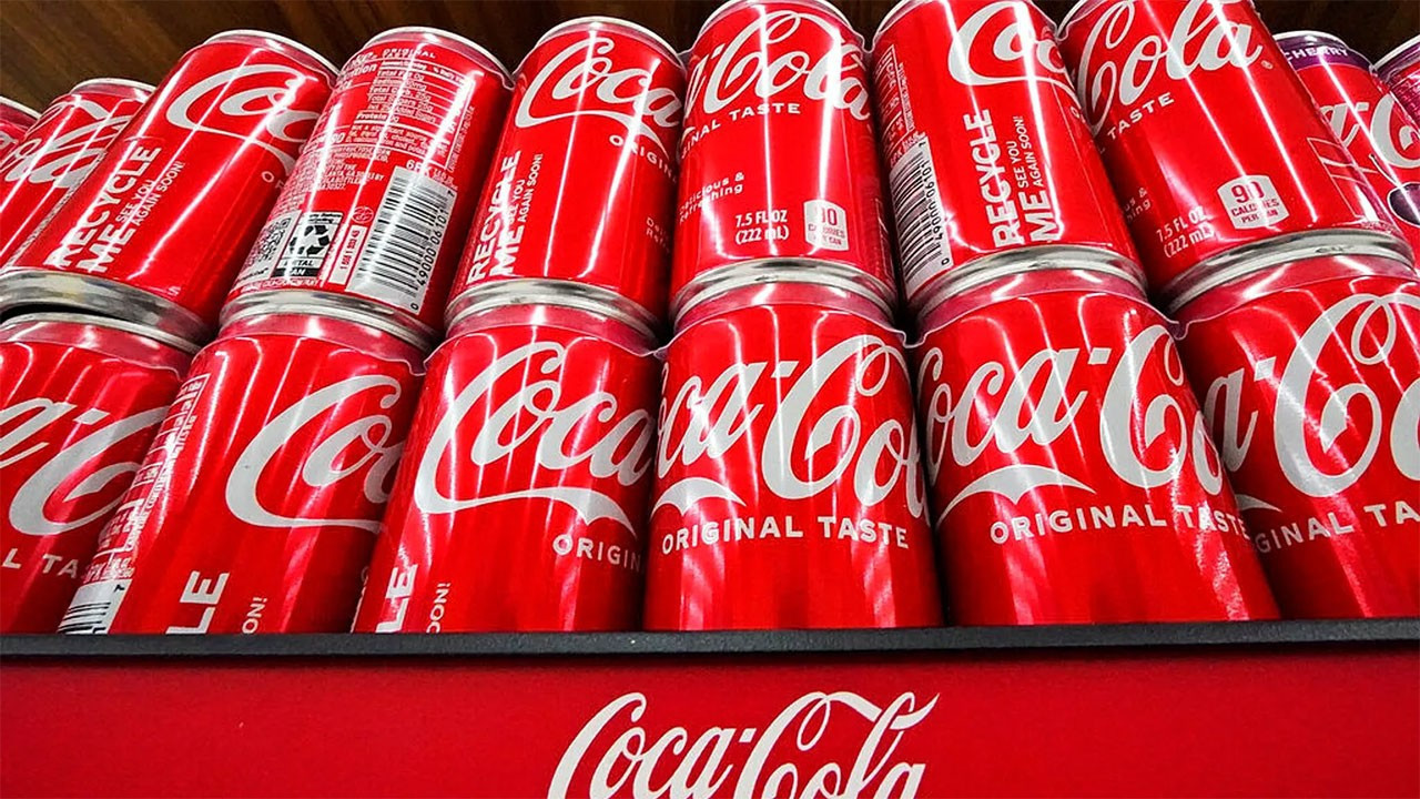 Coca-Cola Afrika’daki Şişeleme Hissesini Satıyor: 1 Milyar Dolarlık Değer Kaybı