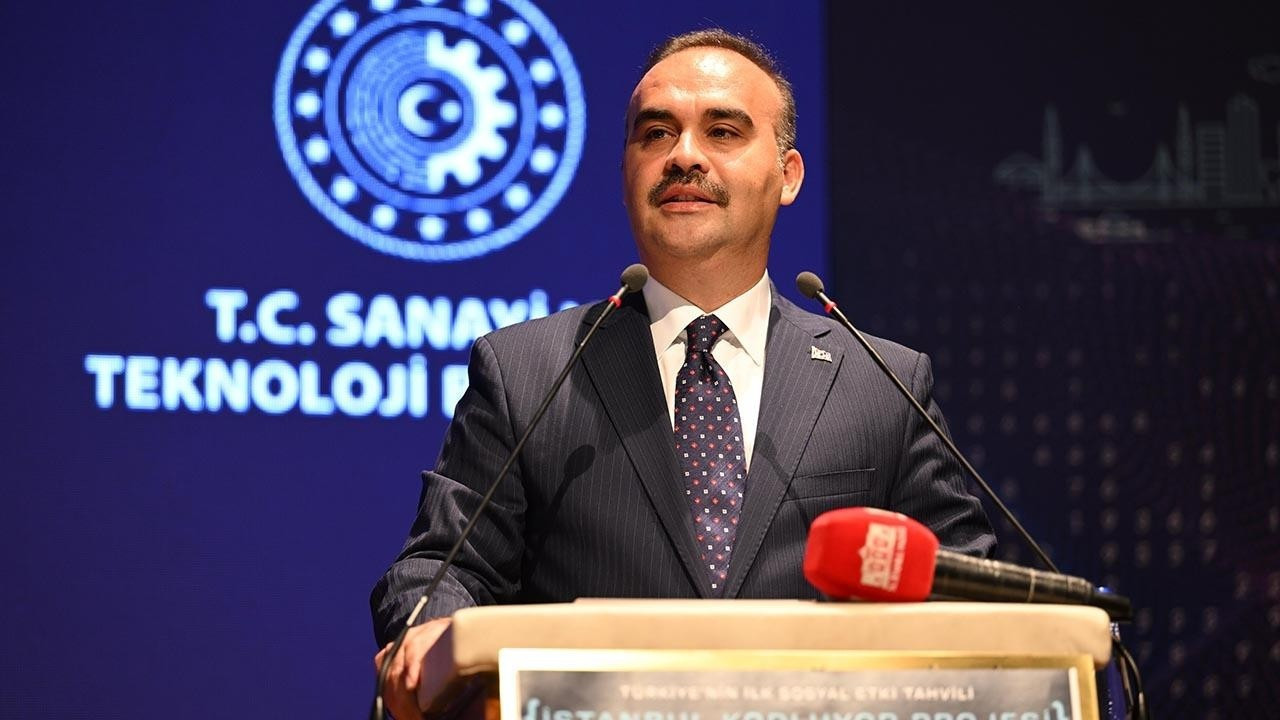 Bakan Kacır: OSB’lerde 250 Bin Kişiye İstihdam Sağlayacak Fabrika İnşaatı Sürüyor