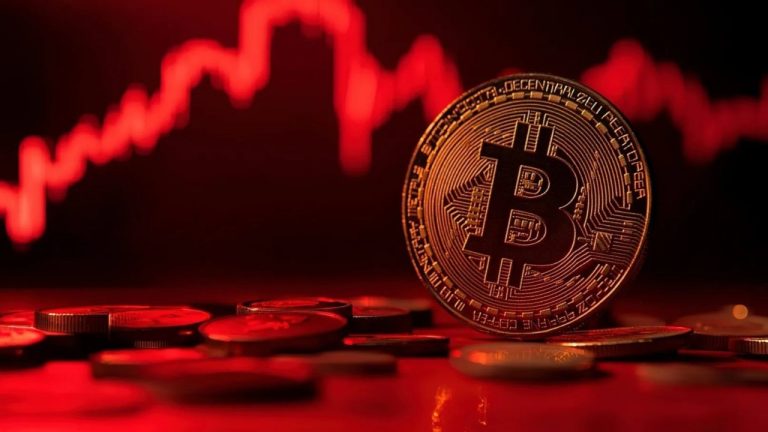 Bitcoin Sert Düştü: 7 Ayın Düşüğüne Gerilerken Kriptoda Para Çıkışı Hızlandı