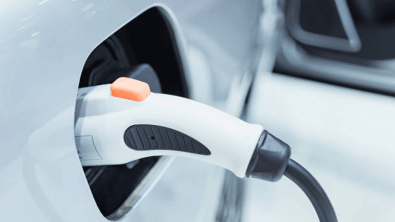 Ev Tipi Şarj Cihazları Elektrikli Araç Talebiyle Yükselişte