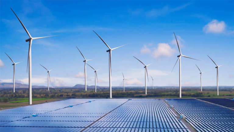 Yenilenebilir Enerji Yatırımları Rekor Kırdı: Büyüme Hızı Yavaşladı